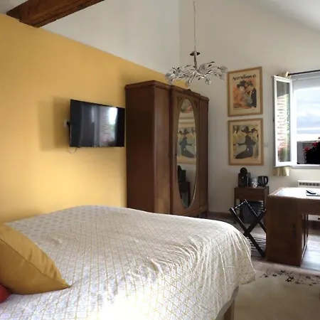 Au Chapitre Bed & Breakfast