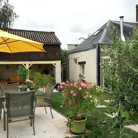 Au Chapitre Bed & Breakfast Rozoy-sur-Serre