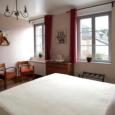 Au Chapitre Bed & Breakfast *
